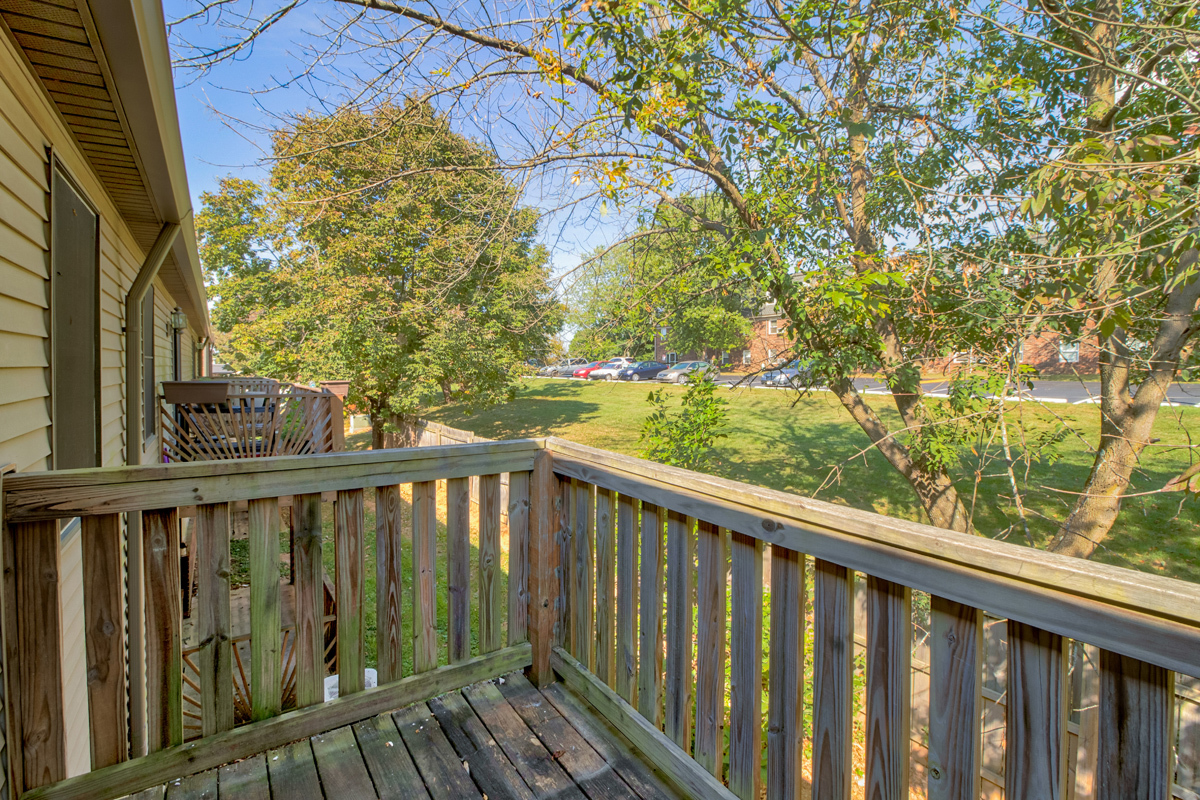 Bloomington, IN Apartments Walnut Springs Home