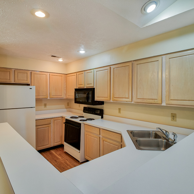 Walnut Springs - Kitchen Complete with Dishwasher, Refrigerator, and Microwave