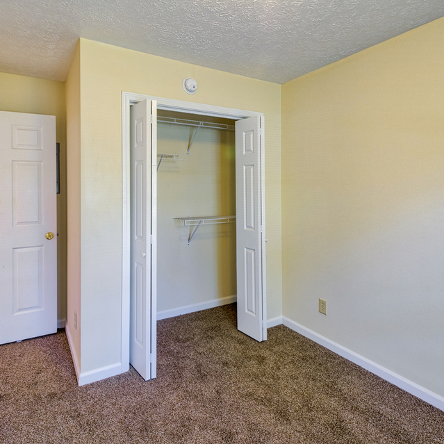 Walnut Springs - Home office with gorgeous built-ins
